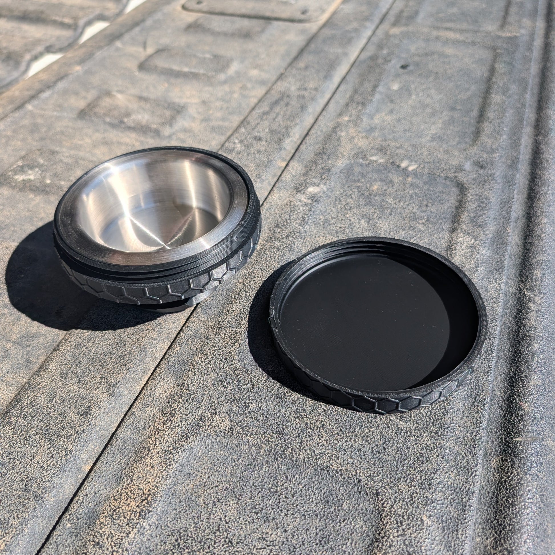 Stainless steel ashtray attachment with open lid for Milwaukee Packout accessory system
